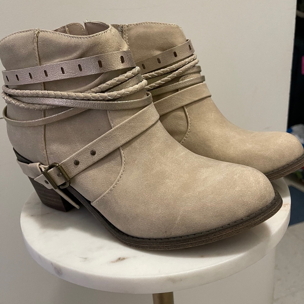 Jelly pop suede booties